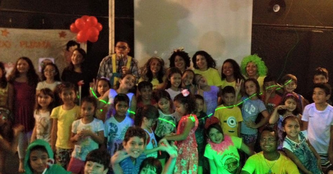 Muita diversÃ£o e brincadeira na noite do Pijama