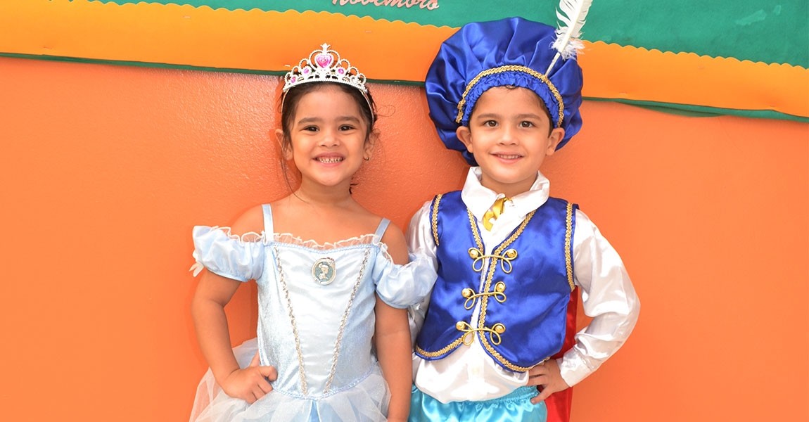 Mostra LiterÃ¡ria da Escola EspaÃ§o da CrianÃ§a 