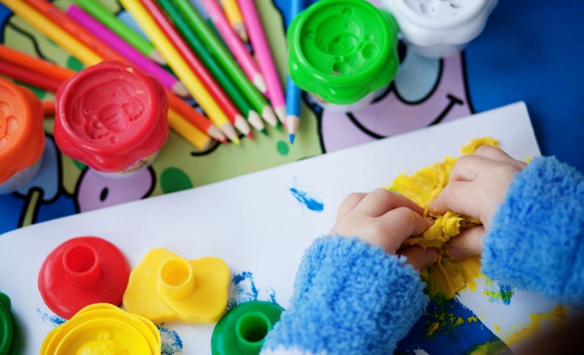 Lei inclui artes visuais, danÃ§a, mÃºsica e teatro no currÃ­culo da educaÃ§Ã£o bÃ¡sica