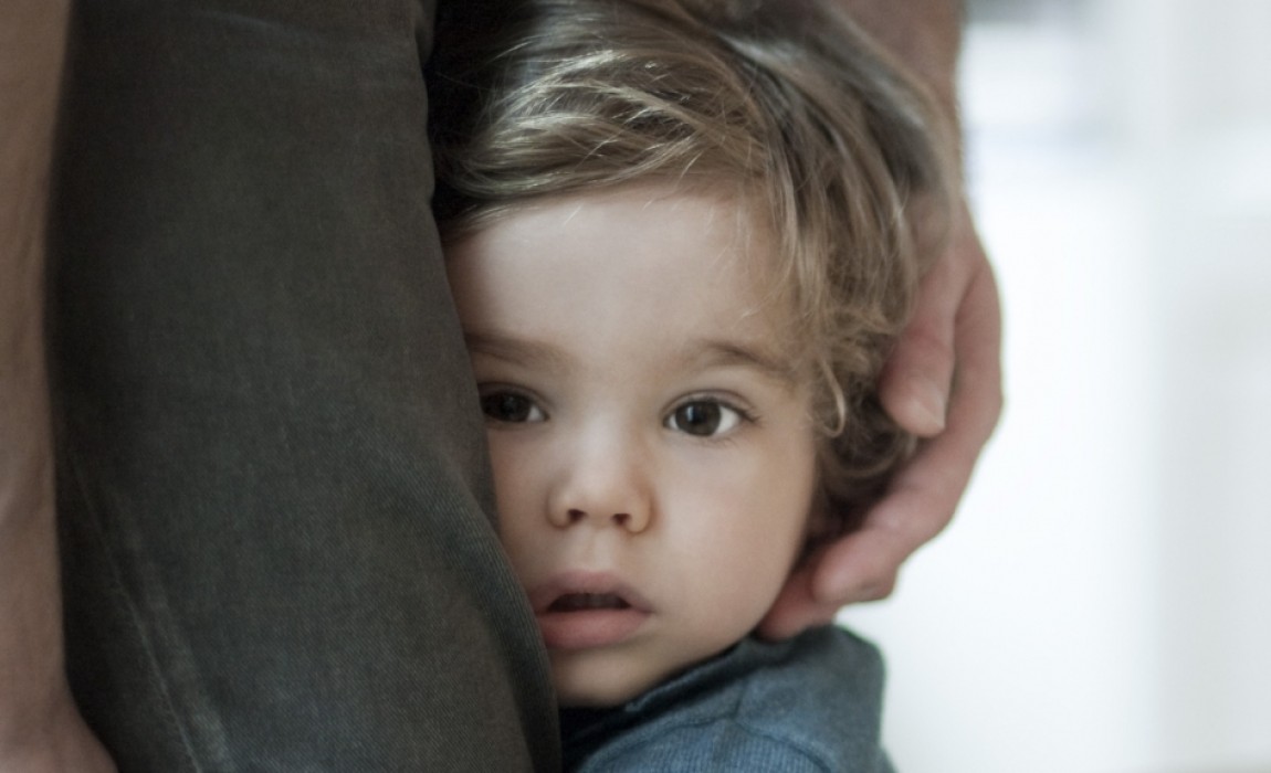 5 atitudes que os pais de crianÃ§as tÃ­midas devem evitar.