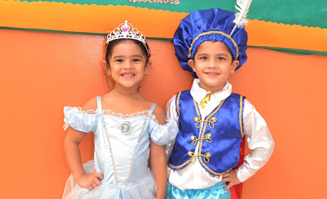 Mostra LiterÃ¡ria da Escola EspaÃ§o da CrianÃ§a 